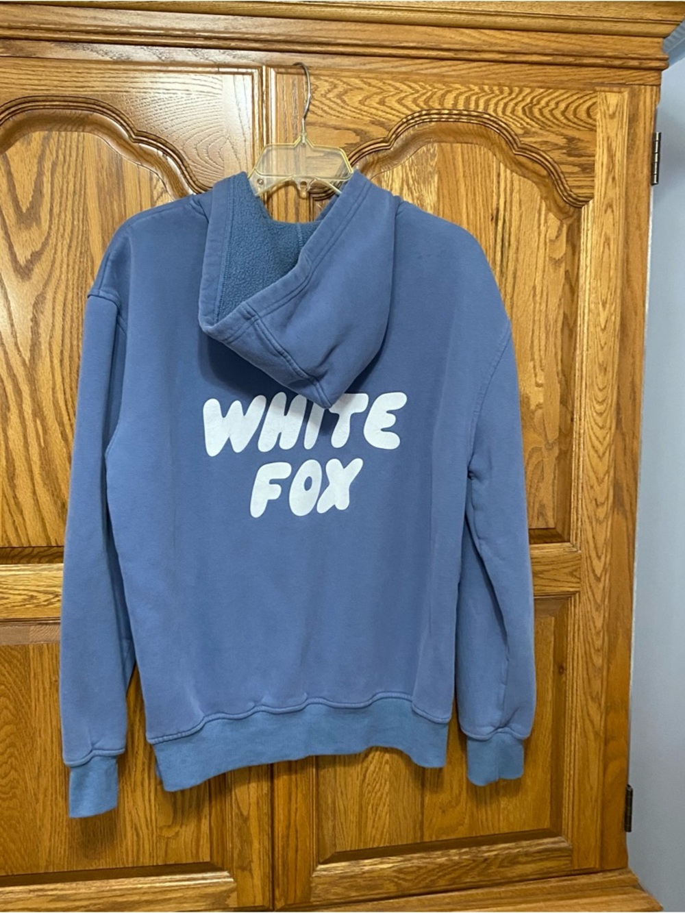 White Fox Vol.3 Women's Oversized Pullover Hoodie Size S/M Ocean Blue/White - Picture 2 of 16